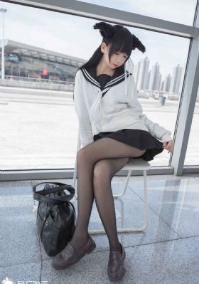 欧美日韩国产中文字幕大长腿_国产剧全集免费观看